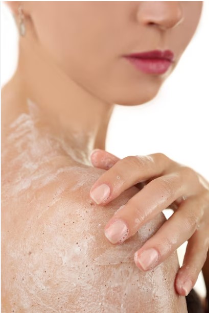 ¡Renueva tu Piel de la Cabeza a los Pies con la Exfoliación Blueskin!