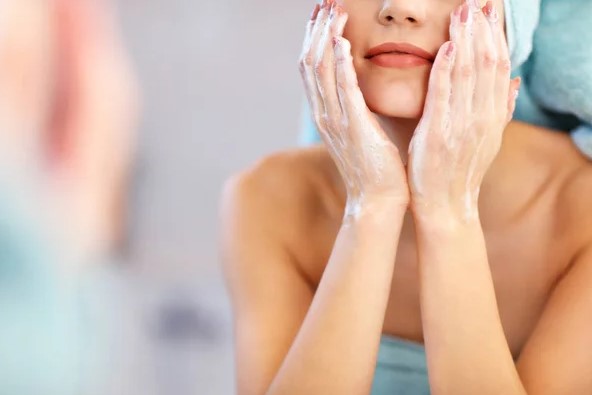 Gel limpiador facial Oxiderm para rutina de skincare